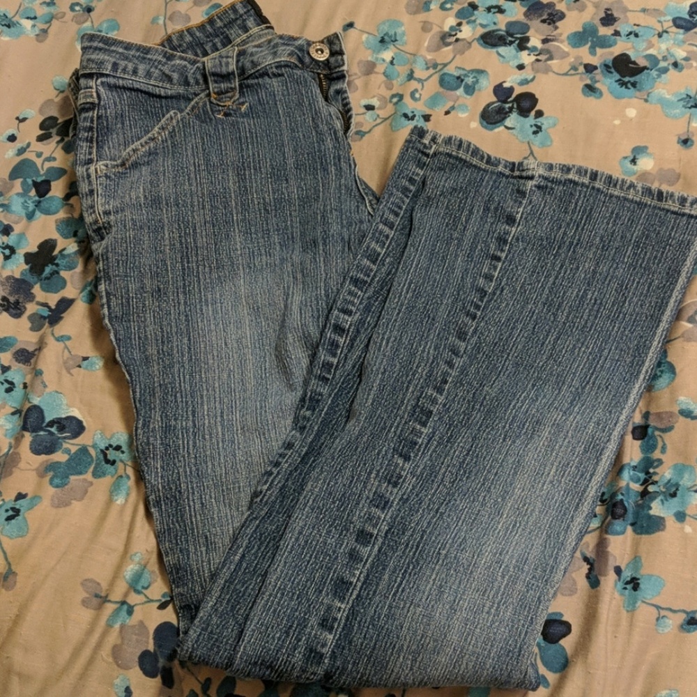 Squeeze jeans
